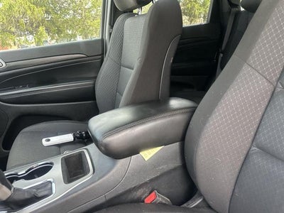 2020 Jeep Grand Cherokee Base