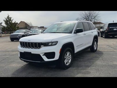 2023 Jeep Grand Cherokee Laredo 4x4