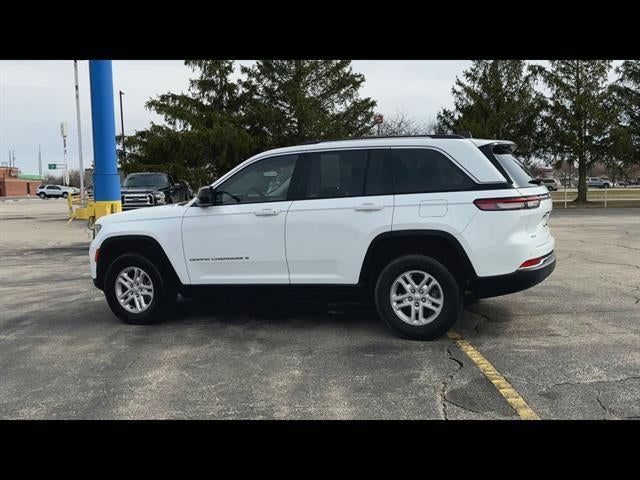 2023 Jeep Grand Cherokee Laredo 4x4