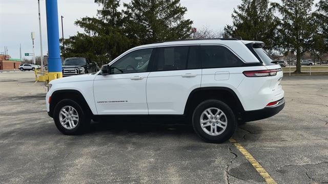 2023 Jeep Grand Cherokee Laredo 4x4