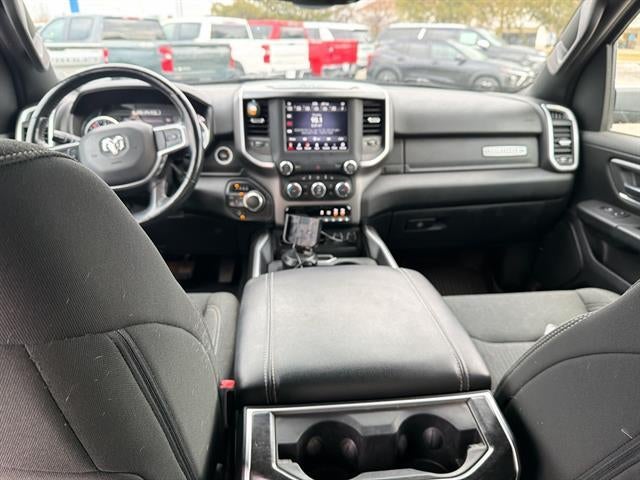 2020 RAM 1500 Big Horn Crew Cab 4x4 5'7" Box