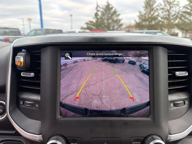 2020 RAM 1500 Big Horn Crew Cab 4x4 5'7" Box