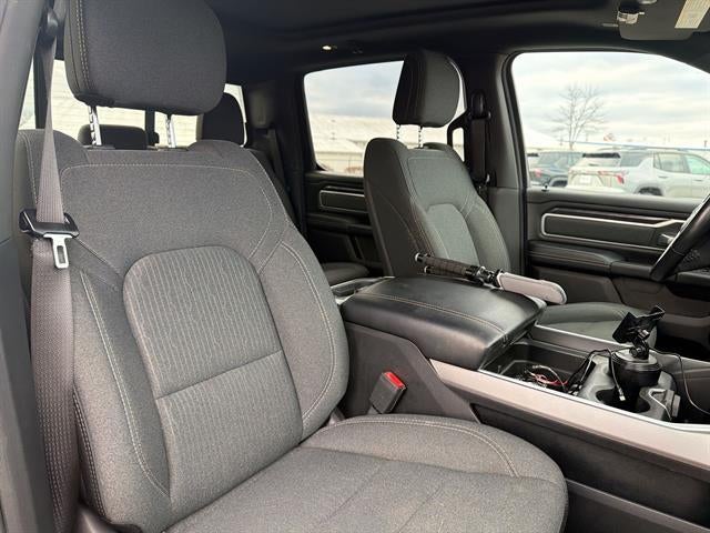 2020 RAM 1500 Big Horn Crew Cab 4x4 5'7" Box