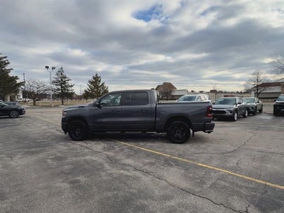 2020 RAM 1500 Big Horn Crew Cab 4x4 5'7" Box