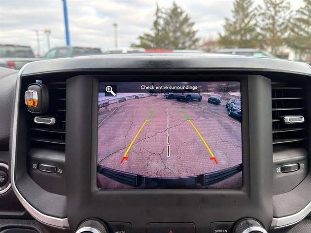 2020 RAM 1500 Big Horn Crew Cab 4x4 5'7" Box