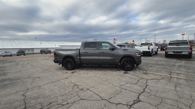 2020 RAM 1500 Big Horn Crew Cab 4x4 5'7" Box