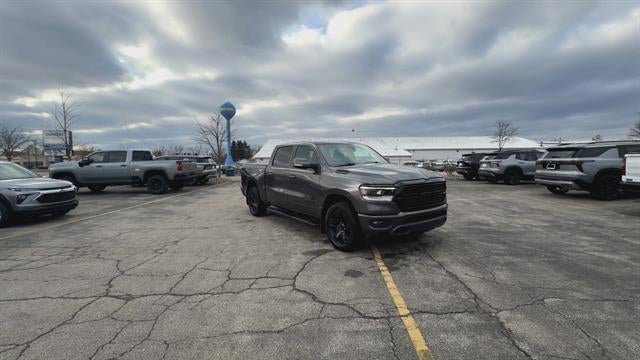 2020 RAM 1500 Big Horn Crew Cab 4x4 5'7" Box