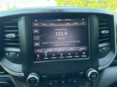2019 RAM 1500 Big Horn/Lone Star Quad Cab 4x4 6'4" Box