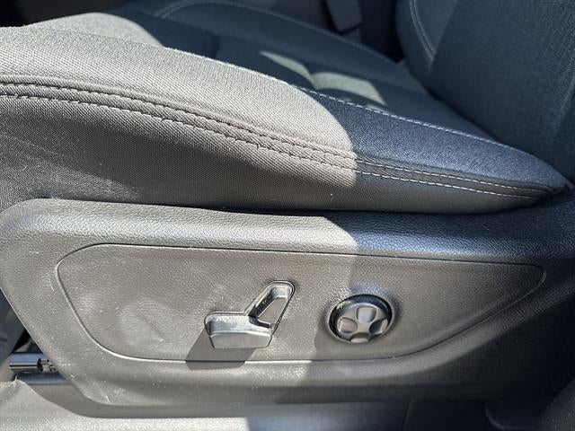 2019 RAM 1500 Big Horn/Lone Star Quad Cab 4x4 6'4" Box
