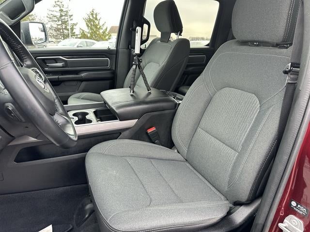 2022 RAM 1500 Big Horn Crew Cab 4x4 5'7" Box