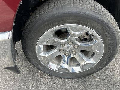 2022 RAM 1500 Big Horn Crew Cab 4x4 5'7" Box
