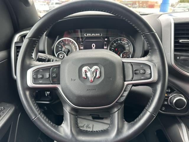 2022 RAM 1500 Big Horn Crew Cab 4x4 5'7" Box