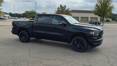 2020 RAM 1500 Big Horn Crew Cab 4x4 5'7" Box