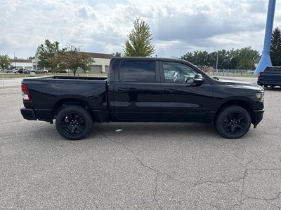 2020 RAM 1500 Big Horn Crew Cab 4x4 5'7" Box