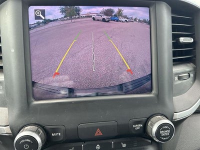 2020 RAM 1500 Big Horn Crew Cab 4x4 5'7" Box