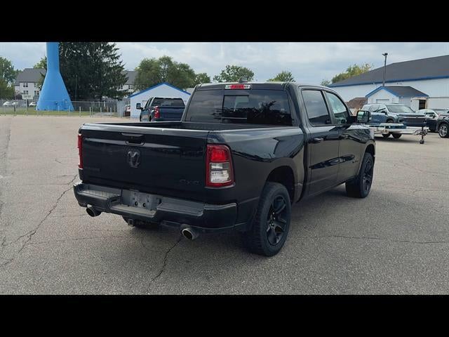 2020 RAM 1500 Big Horn Crew Cab 4x4 5'7" Box