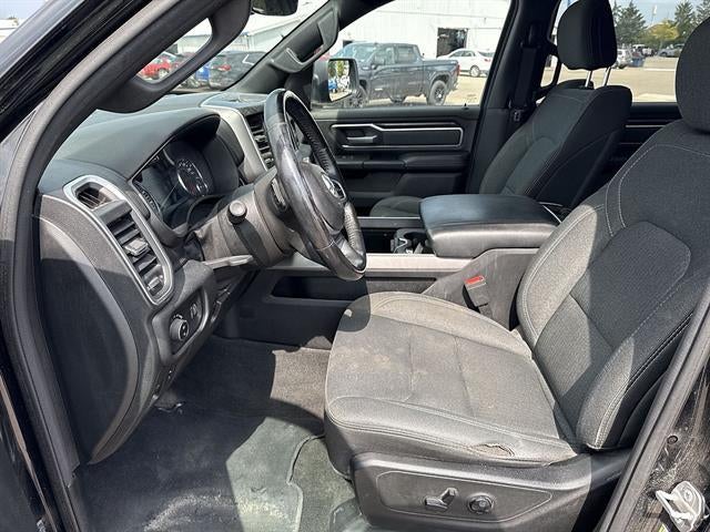 2020 RAM 1500 Big Horn Crew Cab 4x4 5'7" Box
