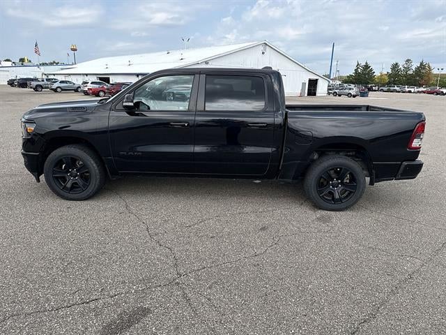 2020 RAM 1500 Big Horn Crew Cab 4x4 5'7" Box