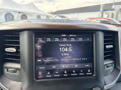2021 RAM 1500 Laramie Crew Cab 4x4 5'7" Box