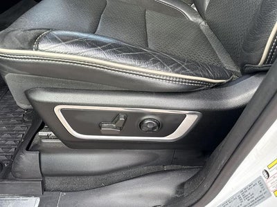 2021 RAM 1500 Laramie Crew Cab 4x4 5'7" Box