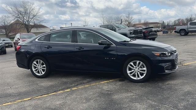 Used 2016 Chevrolet Malibu 1LT with VIN 1G1ZE5ST3GF352230 for sale in Birch Run, MI