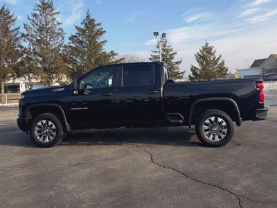 2024 Chevrolet Silverado 2500 HD Custom