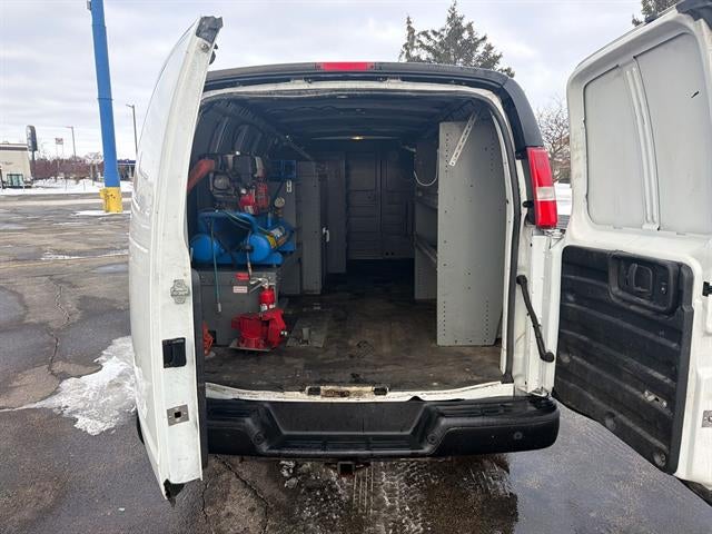 2017 Chevrolet Express Cargo 3500 Base