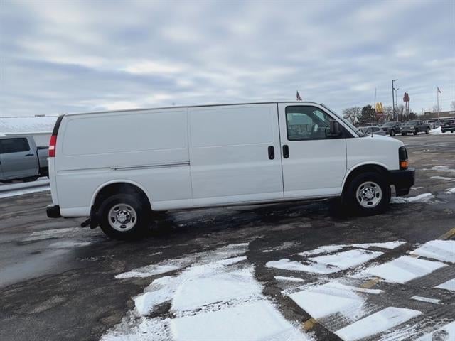 2017 Chevrolet Express Cargo 3500 Base