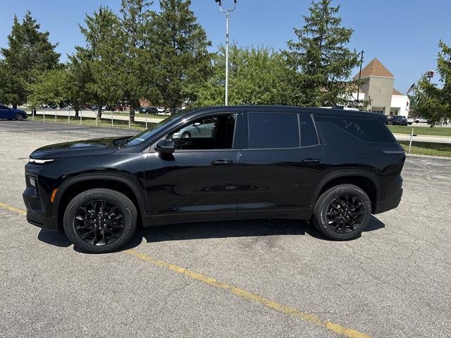 2024 Chevrolet Traverse LS
