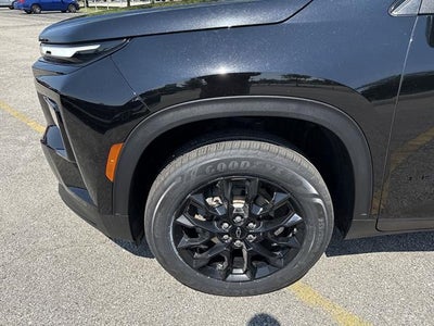 2024 Chevrolet Traverse LS