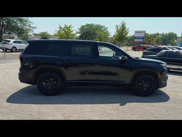2024 Chevrolet Traverse LS