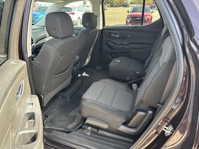 2021 Chevrolet Traverse LT Cloth