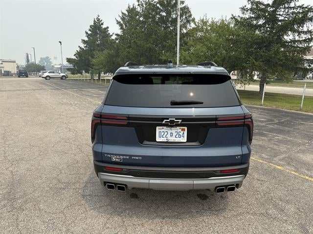 2024 Chevrolet Traverse LT