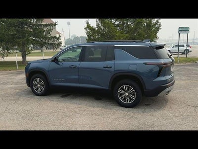 2024 Chevrolet Traverse LT