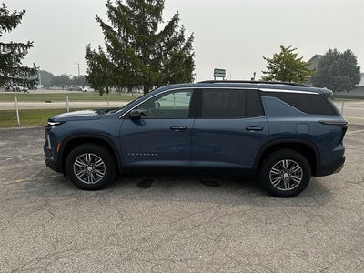 2024 Chevrolet Traverse LT