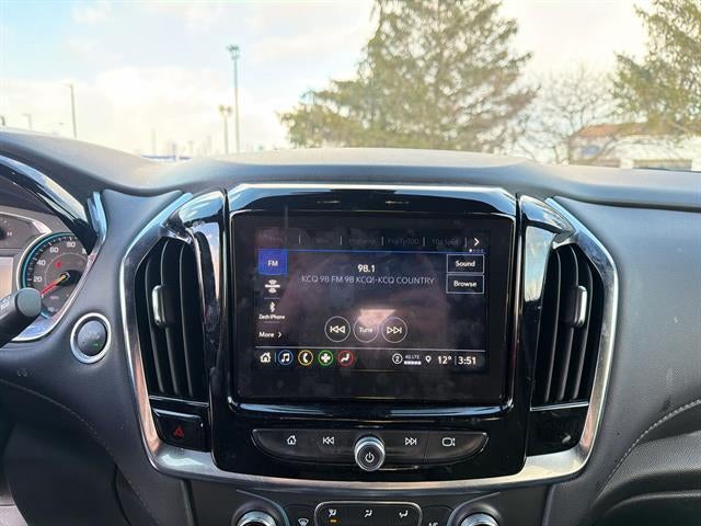 2023 Chevrolet Traverse LT Cloth