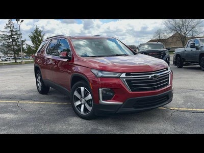 2023 Chevrolet Traverse LT Leather