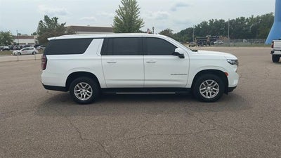 2022 Chevrolet Suburban LT