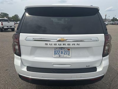 2022 Chevrolet Suburban LT