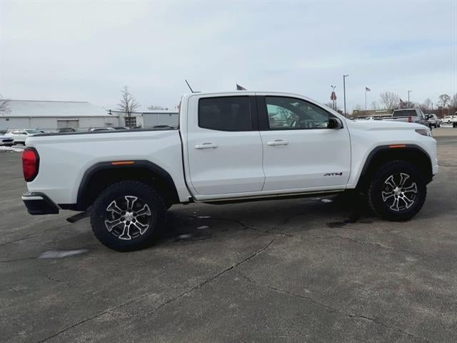 2023 GMC Canyon AT4