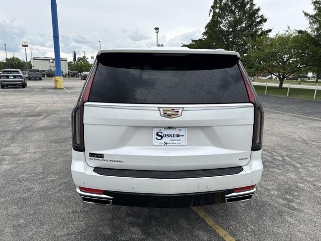2021 Cadillac Escalade Luxury