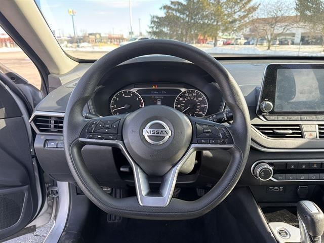 2021 Nissan Altima SV FWD