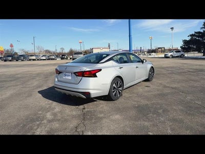 2021 Nissan Altima SV FWD