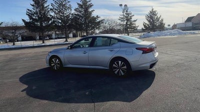 2021 Nissan Altima SV FWD