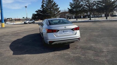 2021 Nissan Altima SV FWD