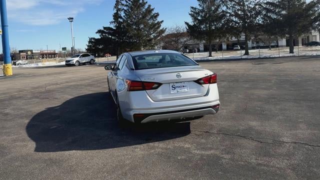2021 Nissan Altima SV FWD