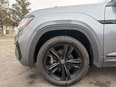 2023 Volkswagen Atlas 3.6L V6 SEL R-Line Black