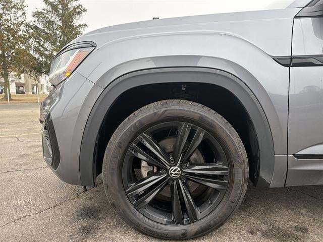 2023 Volkswagen Atlas 3.6L V6 SEL R-Line Black