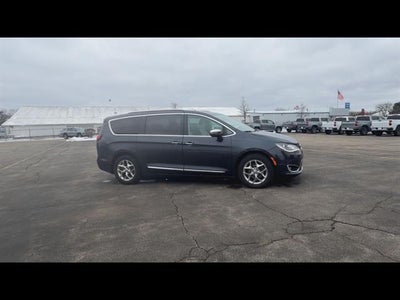 2019 Chrysler Pacifica Limited