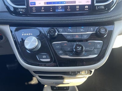 2021 Chrysler Pacifica Hybrid Touring L